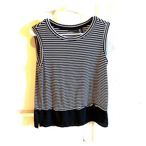 Tahari black and white top